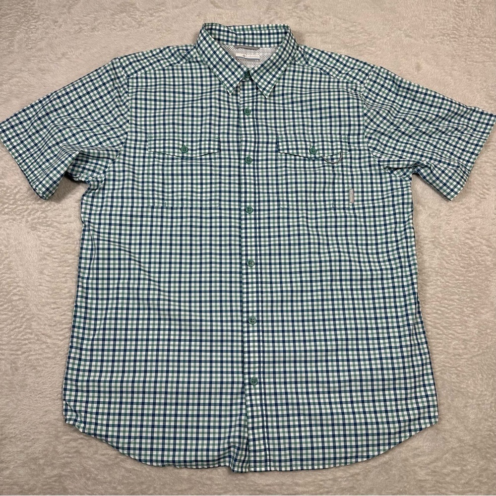 Columbia PFG button down